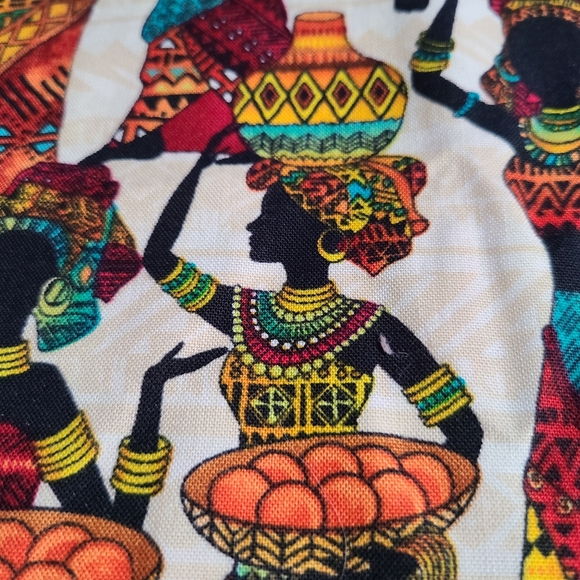 Timeless Treasures Fabrics of SoHo Kenta-C Beautiful Women & Woven Baskets Sew - Picture 10 of 16